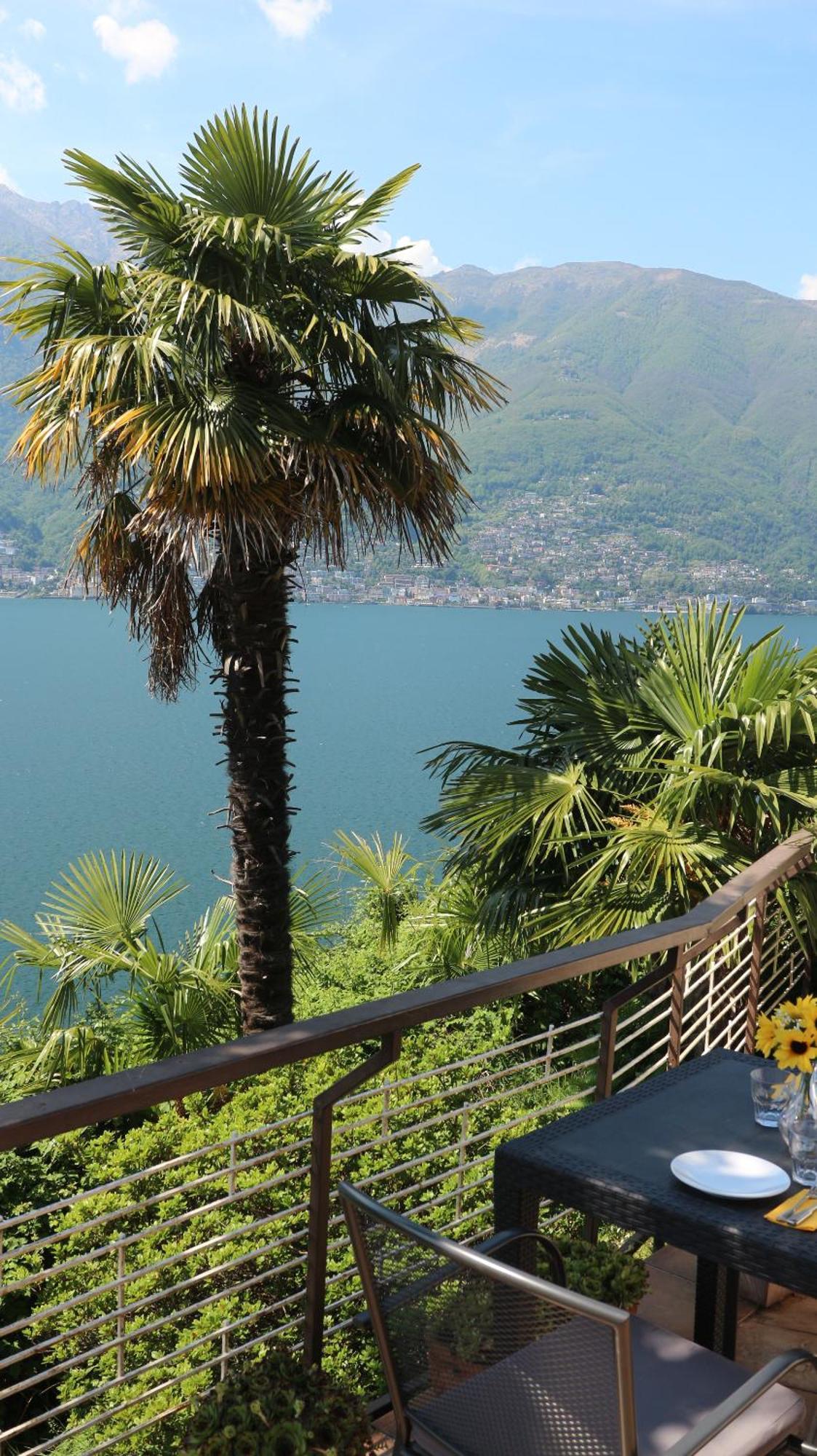 Casa Roccia Lägenhet Pino Lago Maggiore Exteriör bild